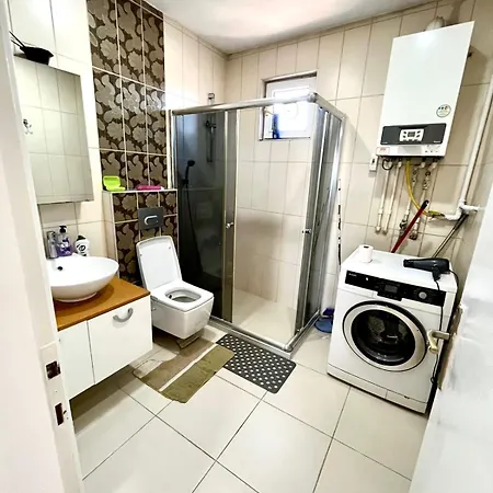 Big 2 1 With A Seaview Terrace Daire İstanbul